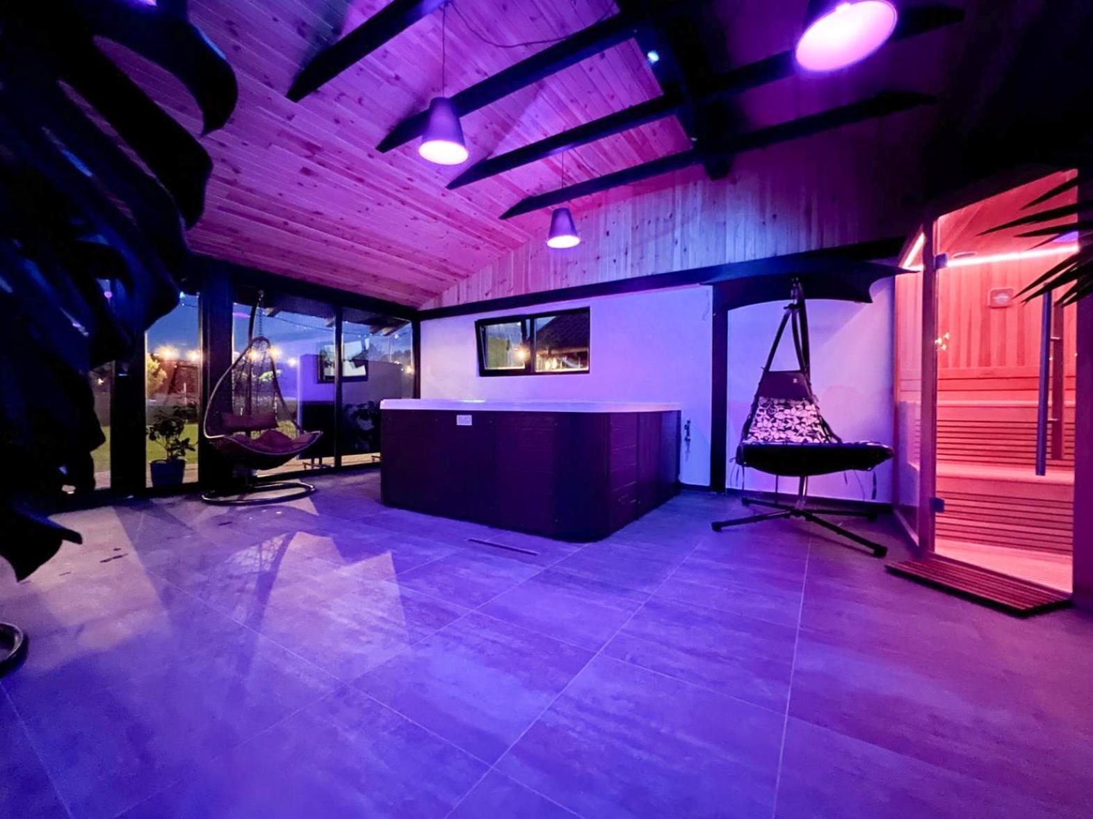 Hotel Insula Christiana à Cristian  Extérieur photo