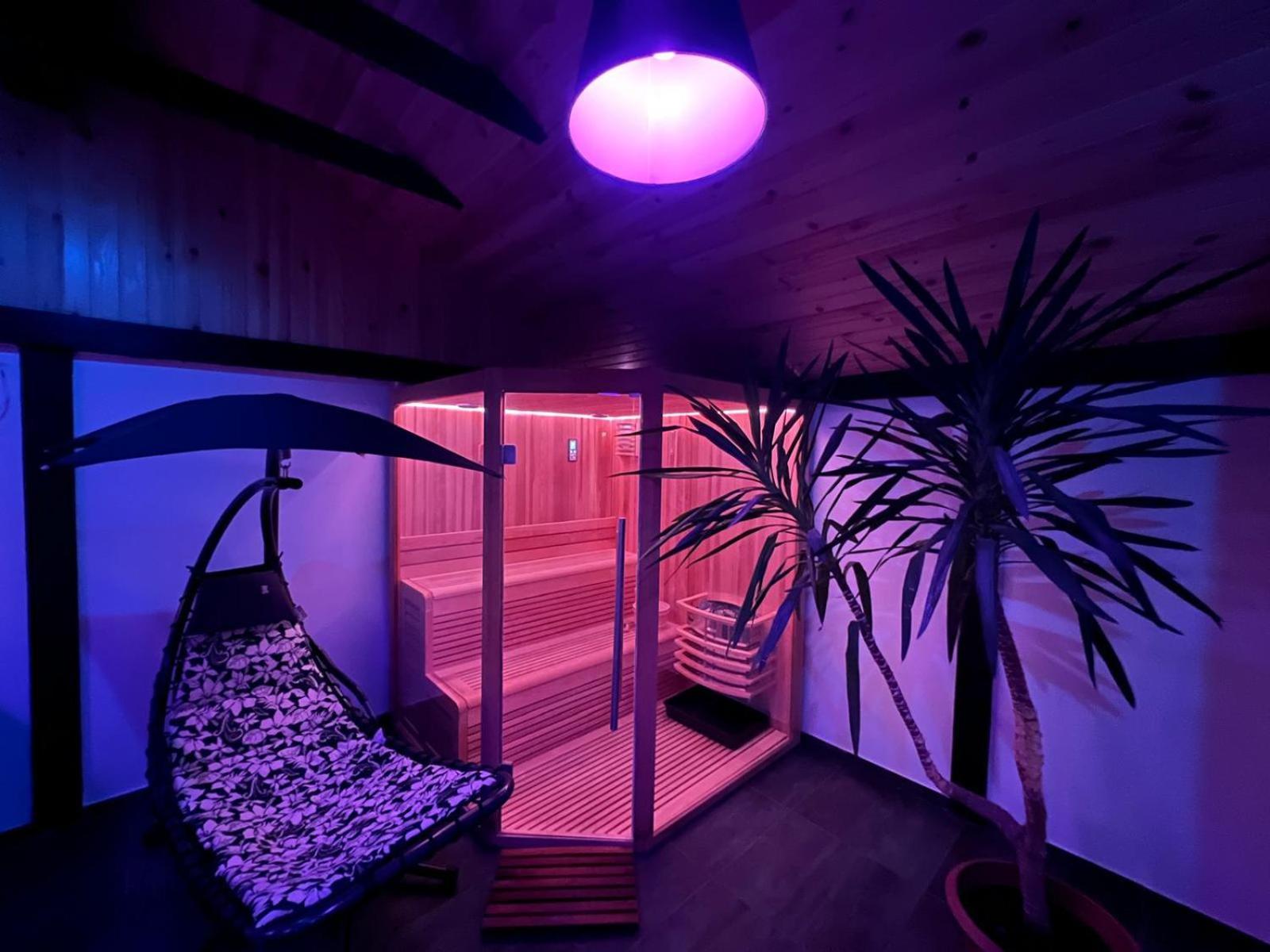 Hotel Insula Christiana à Cristian  Extérieur photo